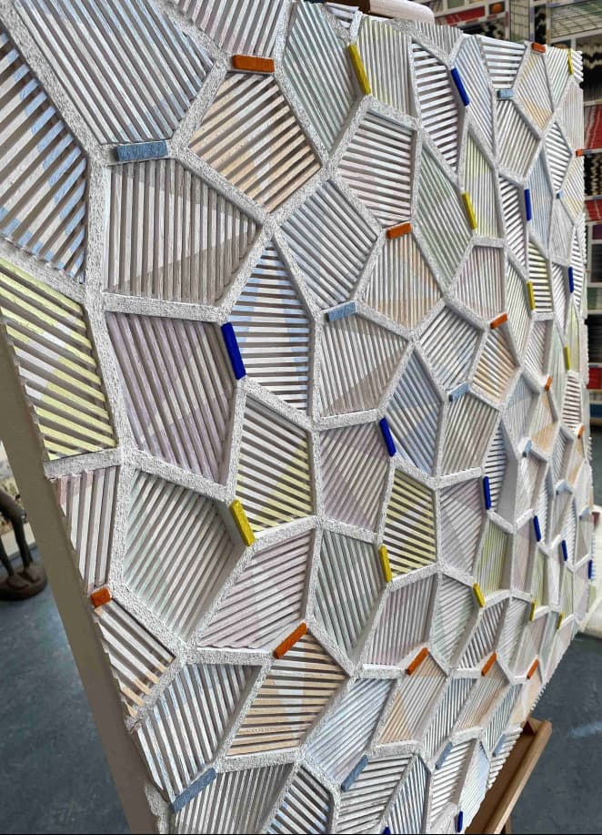 Sideview of the artwork